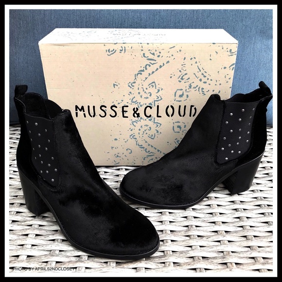 BLACK ANKLE BOOTIES MOTO STUD BLOCK HEEL BOOTS A3C - Picture 2 of 8